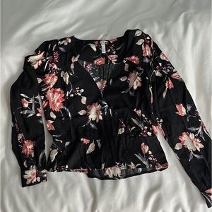 Xhilaration Floral Blouse